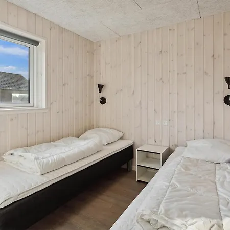 Ferienhaus Gorgeous Home In Romo With Sauna *